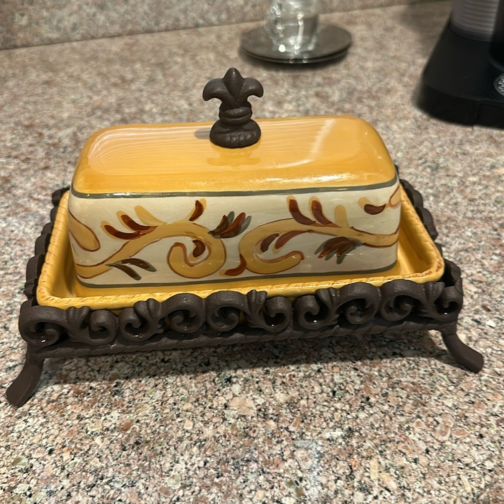 Artimino Butter Dish